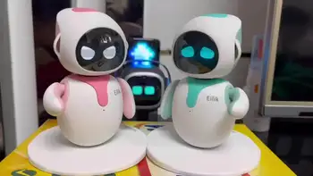 2023 Горячие образовательные Уменьшающие стресс Эмоции Интеллектуальный Забавный Компаньон Интерактивные подарки умный робот игрушка для ребенка