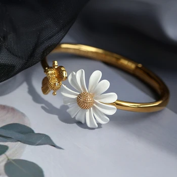 HUANZHI/ Новый браслет с белой эмалью в виде цветка Маргаритки, Винтажный металлический браслет золотого цвета, открывающийся для женщин, свадебные украшения, подарки