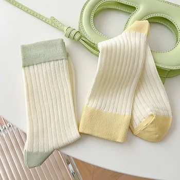 Универсальные хлопчатобумажные носки средней длины контрастных цветов-2 пары в комплекте
